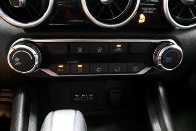 2023 Nissan Sentra SV CVT