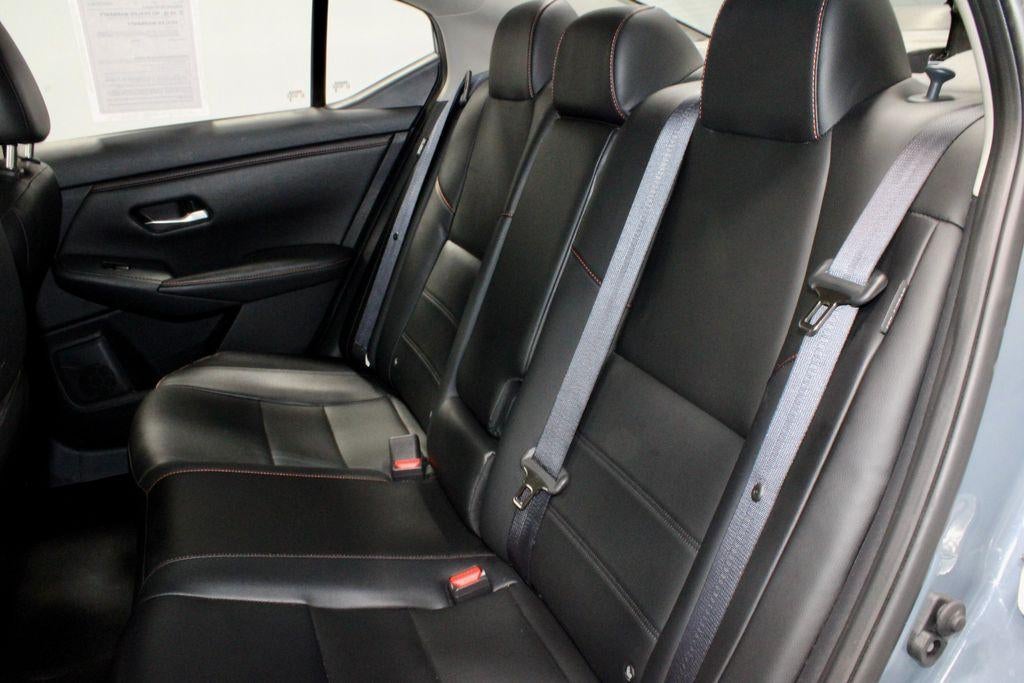 2025 Nissan Sentra SR CVT