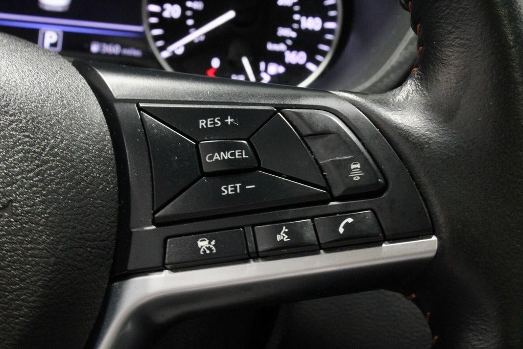 2025 Nissan Sentra SR CVT