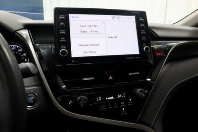 2022 Toyota Camry SE Auto (SE)