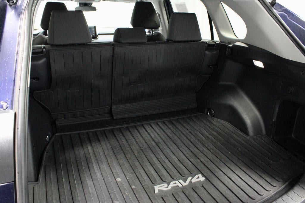 2022 Toyota RAV4 Hybrid XLE AWD (Natl)