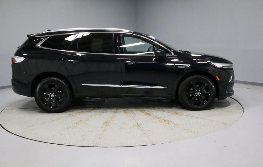2024 Buick Enclave Essence FWD