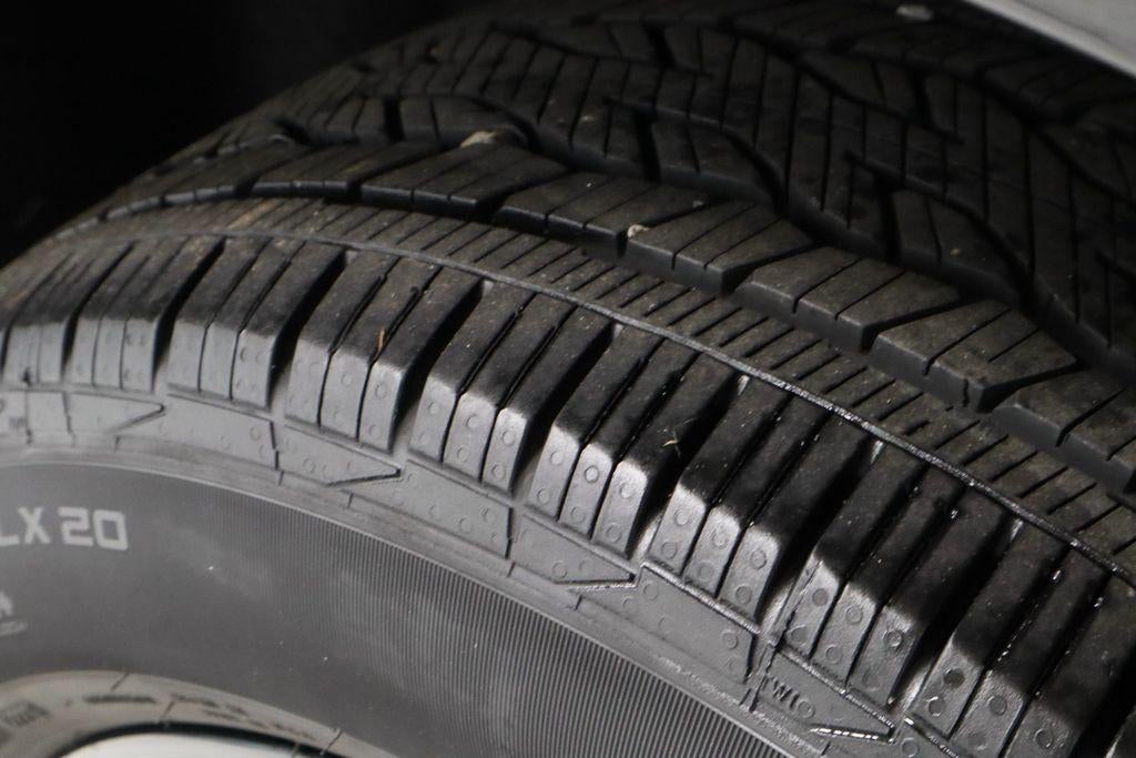 2024 Buick Enclave Essence FWD