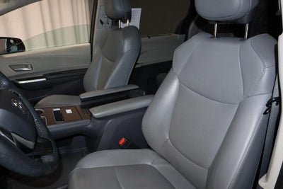 2022 Toyota Sienna XLE AWD 7-Passenger (Natl)