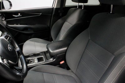 2019 Kia Sorento S V6 FWD