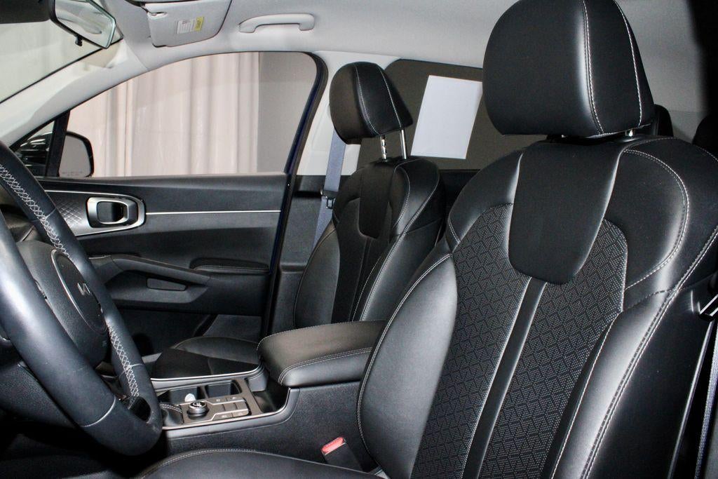 2023 Kia Sorento S FWD