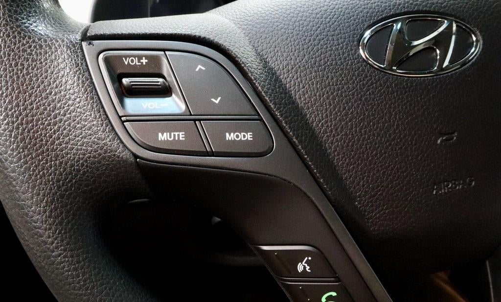 2017 Hyundai SANTA FE SPORT 2.4L Auto