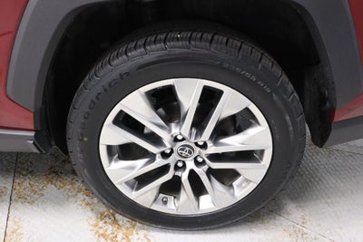 2019 Toyota RAV4 XLE Premium AWD (Natl)