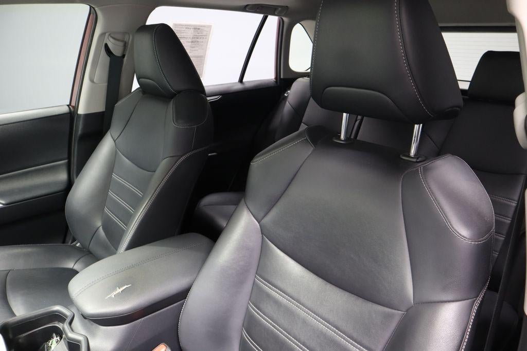 2019 Toyota RAV4 XLE Premium AWD (Natl)