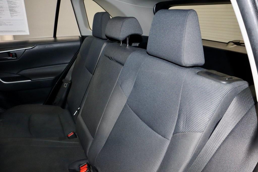 2019 Toyota RAV4 LE AWD (Natl)