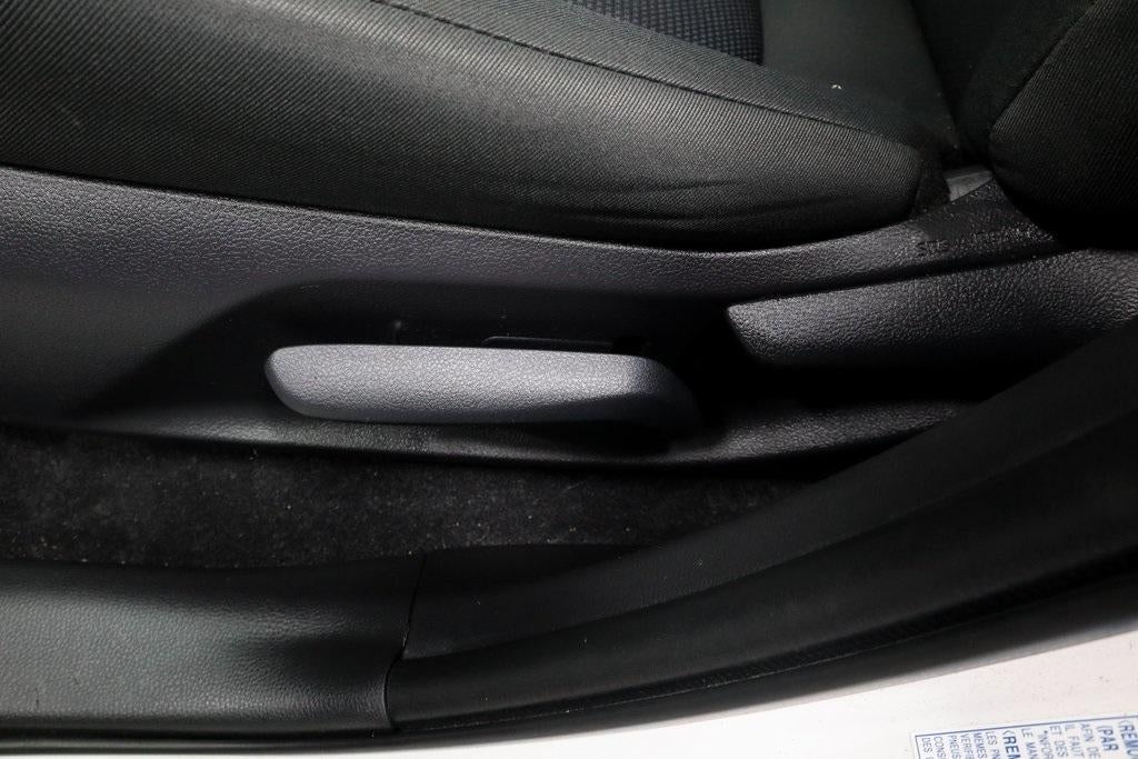 2019 Toyota RAV4 LE AWD (Natl)