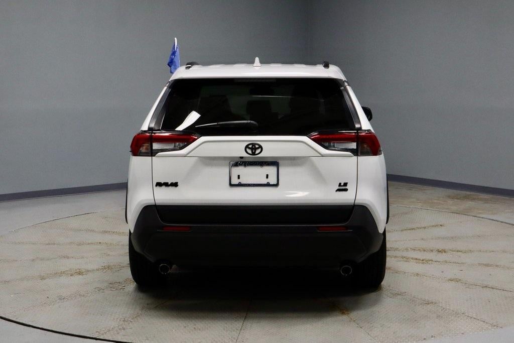 2019 Toyota RAV4 LE AWD (Natl)