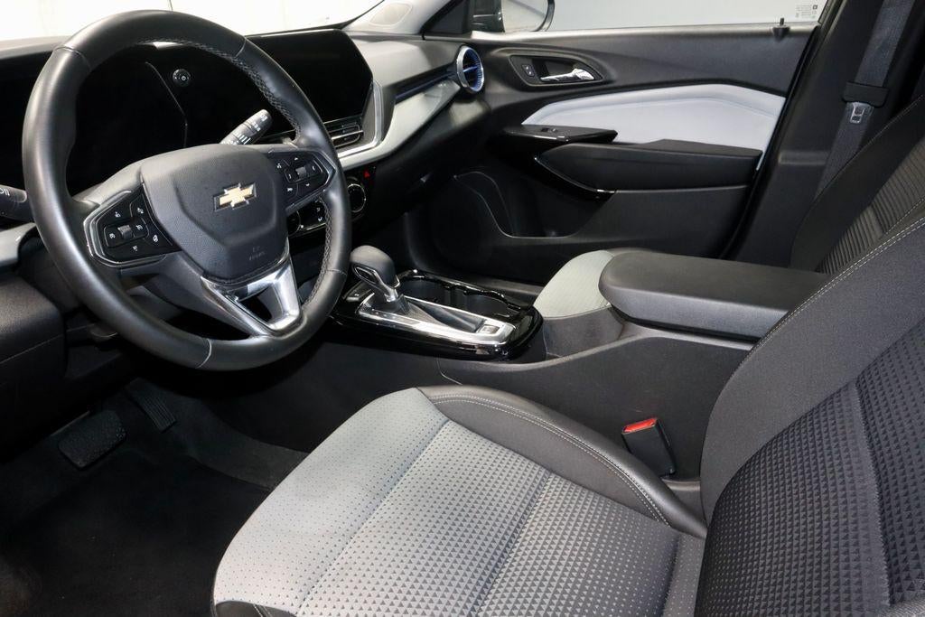 2025 Chevrolet Trax FWD 4dr LT