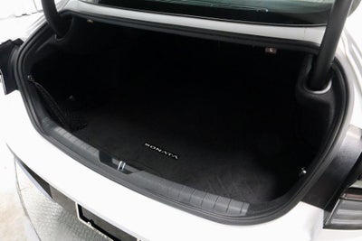 2025 Hyundai SONATA HYBRID SEL FWD