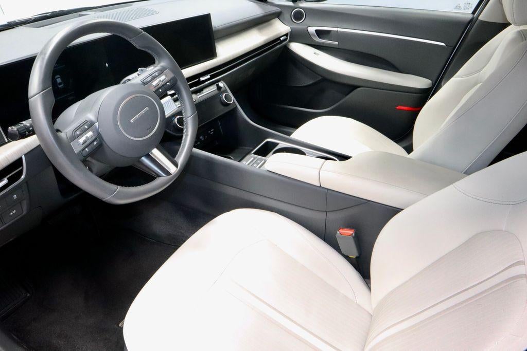 2025 Hyundai SONATA HYBRID SEL FWD