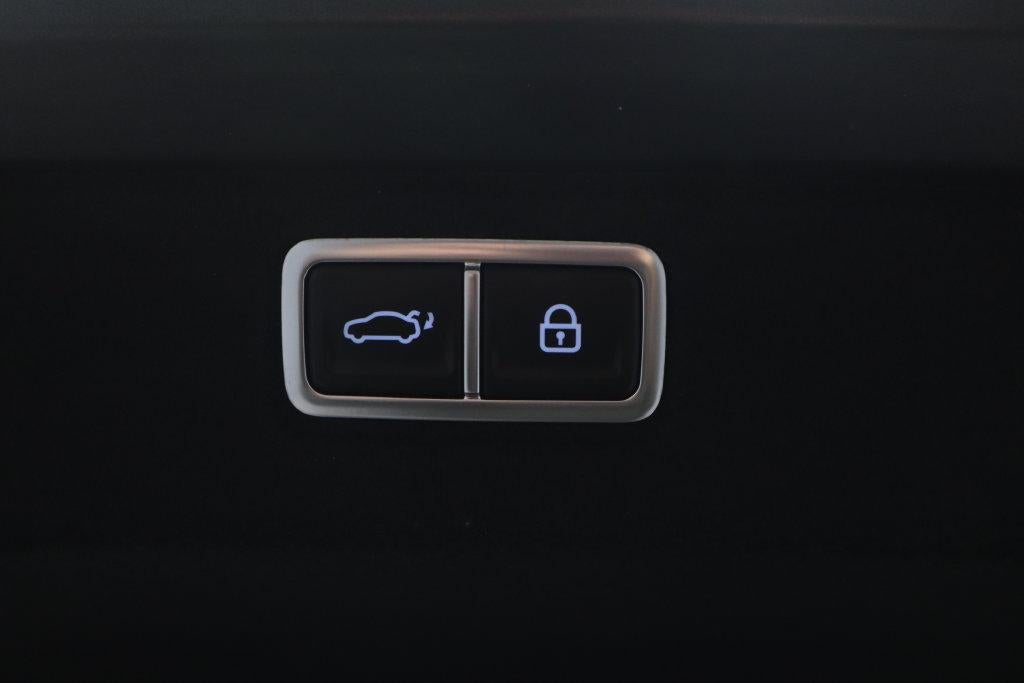 2025 Hyundai SONATA HYBRID Limited FWD