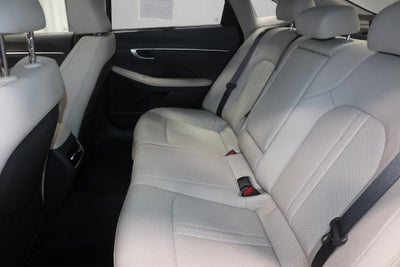 2025 Hyundai SONATA HYBRID Limited FWD