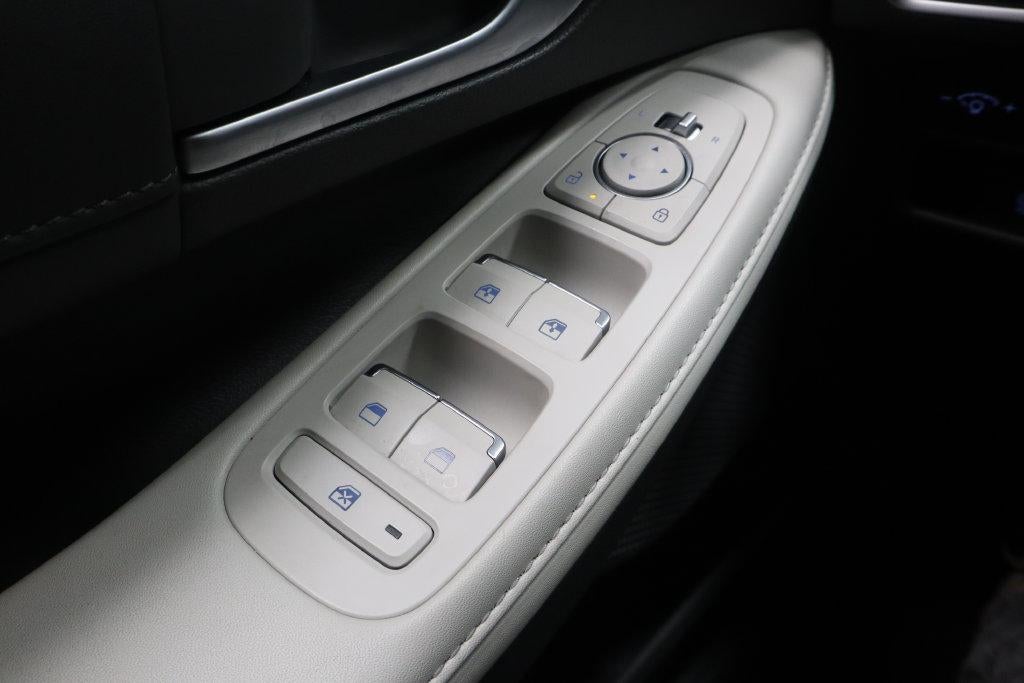 2025 Hyundai SONATA HYBRID Limited FWD