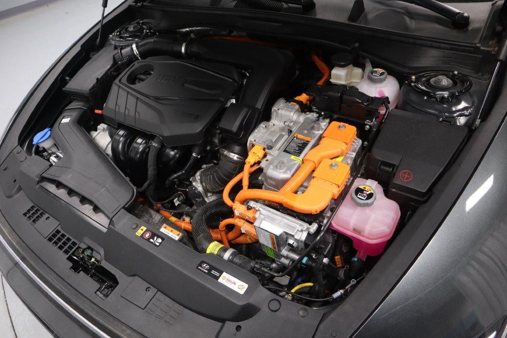 2025 Hyundai SONATA HYBRID Limited FWD
