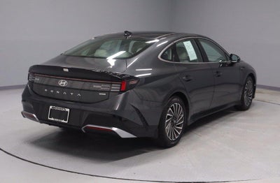 2025 Hyundai SONATA HYBRID Limited FWD