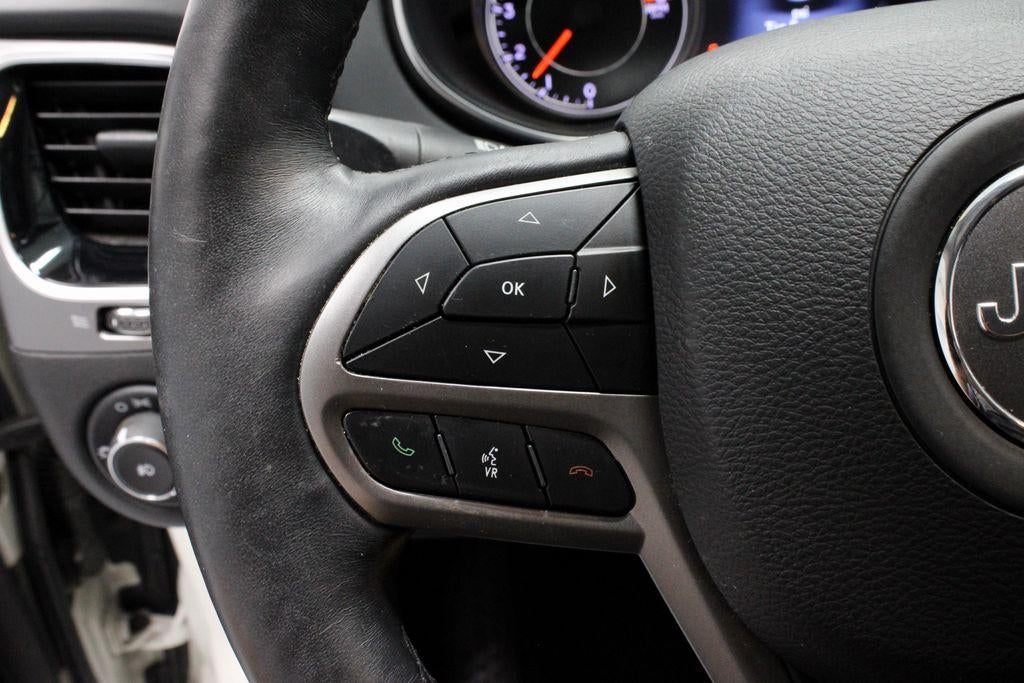 2019 Jeep Cherokee Overland