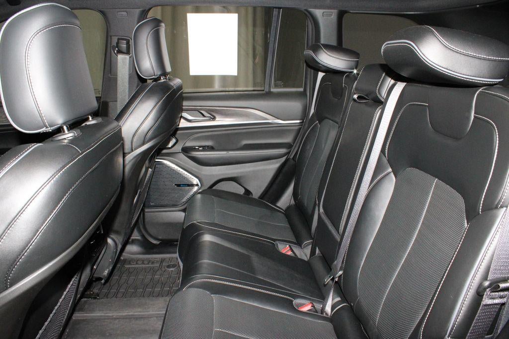 2023 Jeep Grand Cherokee 4xe Overland 4xe