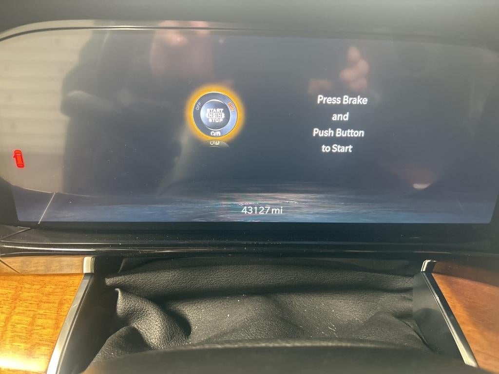 2022 Jeep Grand Wagoneer Series III