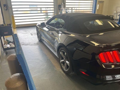 2017 Ford Mustang V6