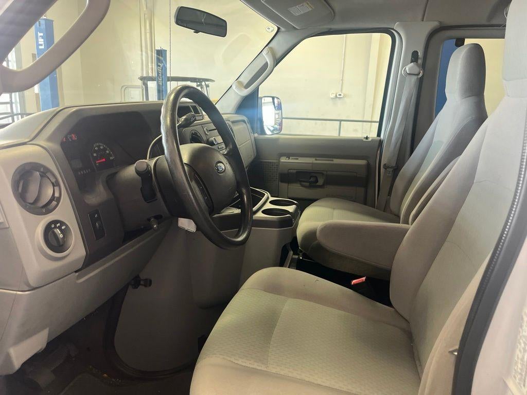 2011 Ford Econoline Wagon XLT