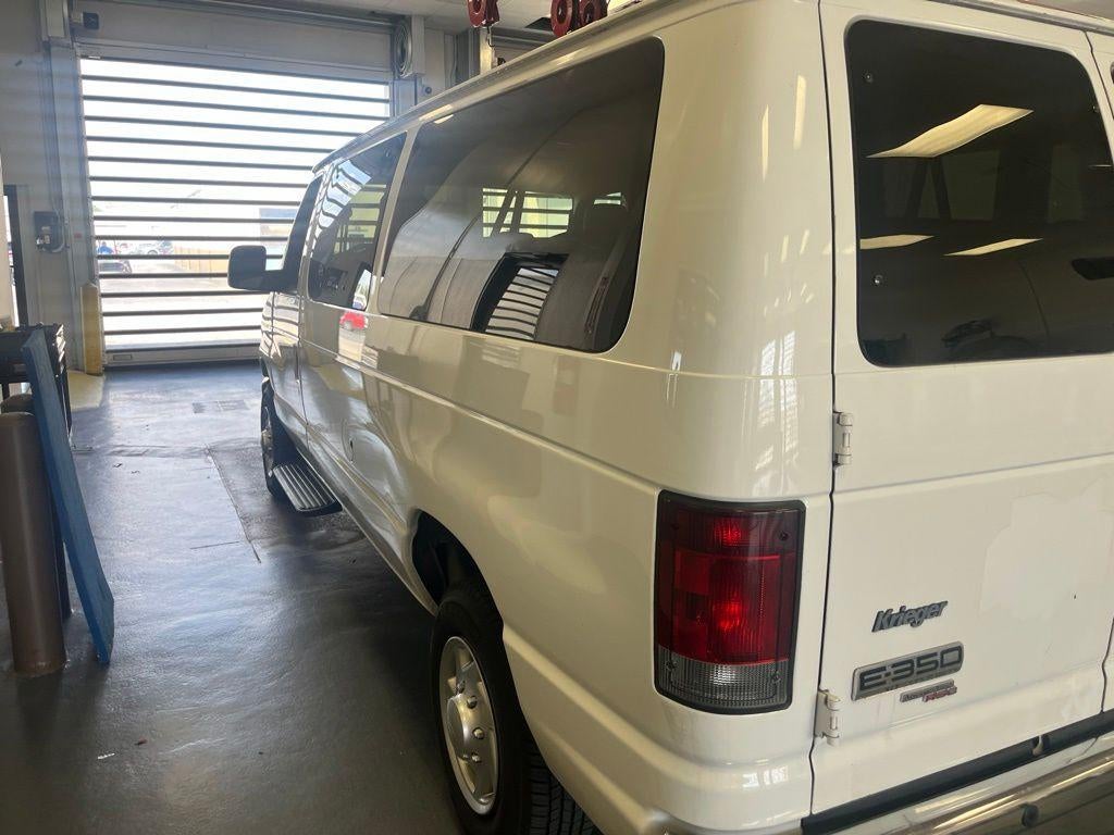 2011 Ford Econoline Wagon XLT