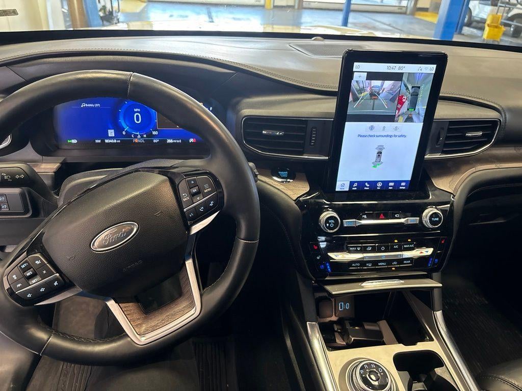 2023 Ford Explorer Platinum