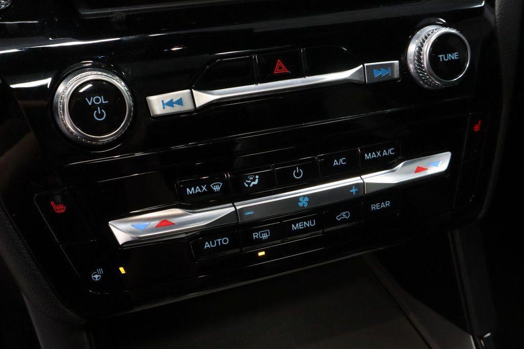 2024 Ford Explorer ST-Line