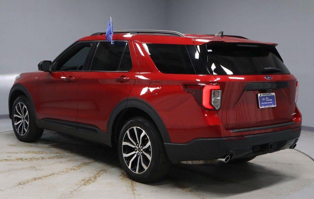 2024 Ford Explorer ST-Line