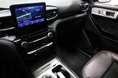 2024 Ford Explorer ST-Line