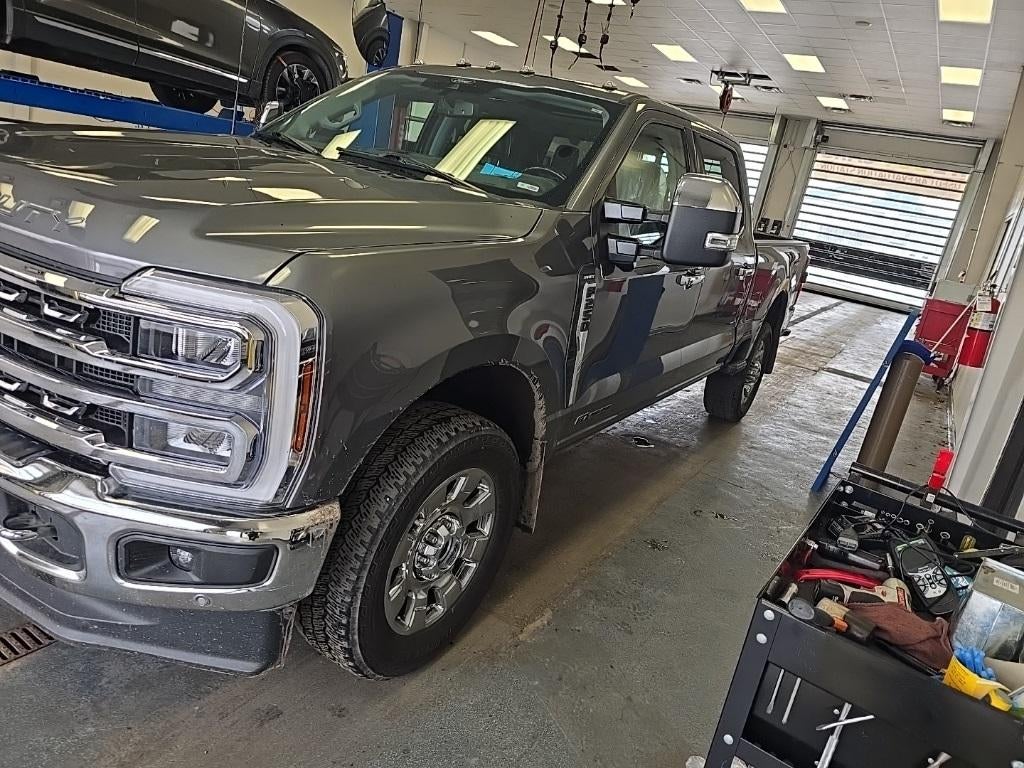 2024 Ford Super Duty F-250 SRW Lariat