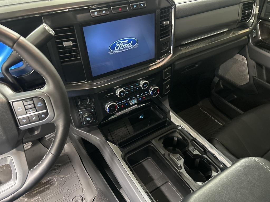 2024 Ford Super Duty F-350 SRW Lariat