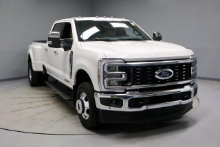 2025 Ford Super Duty F-350 DRW Lariat