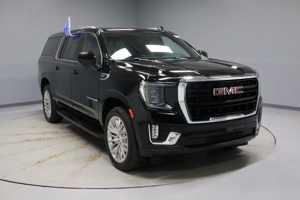 2024 GMC Yukon XL SLE