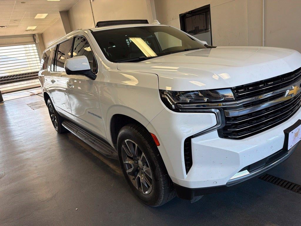 2024 Chevrolet Suburban LT