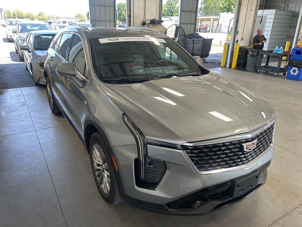 2025 Cadillac XT4 Premium Luxury