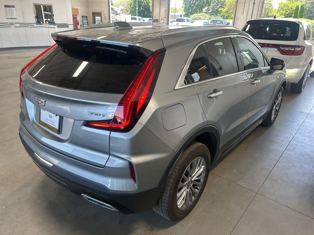 2025 Cadillac XT4 Premium Luxury