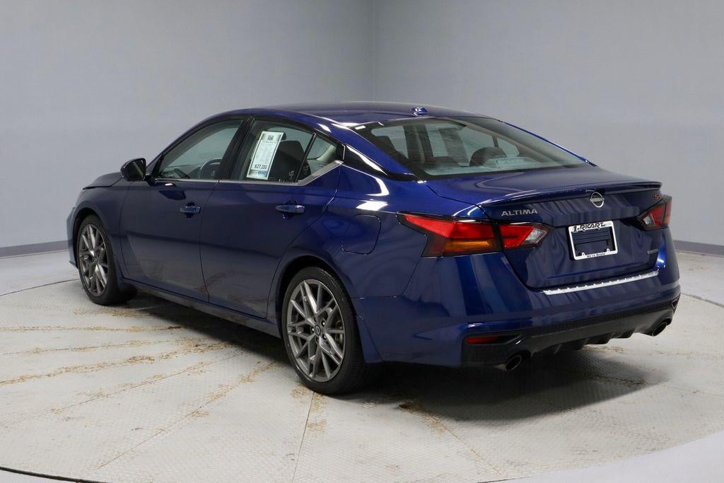 2023 Nissan Altima 2.0 SR