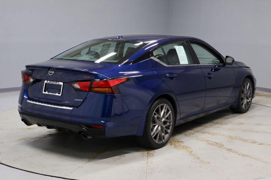2023 Nissan Altima 2.0 SR