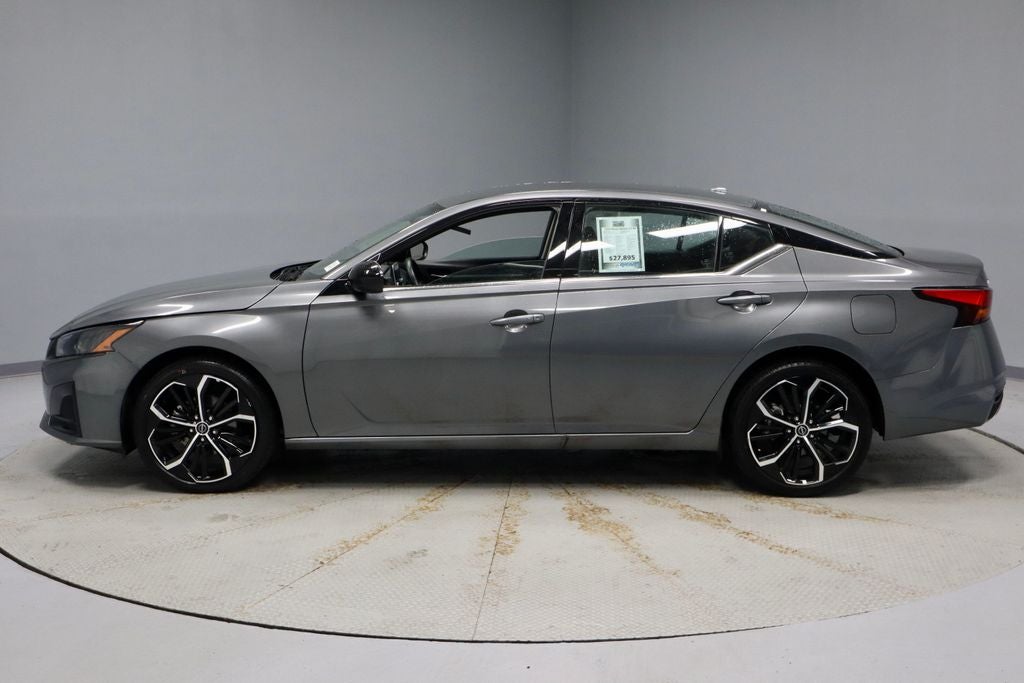 2025 Nissan Altima 2.5 SR
