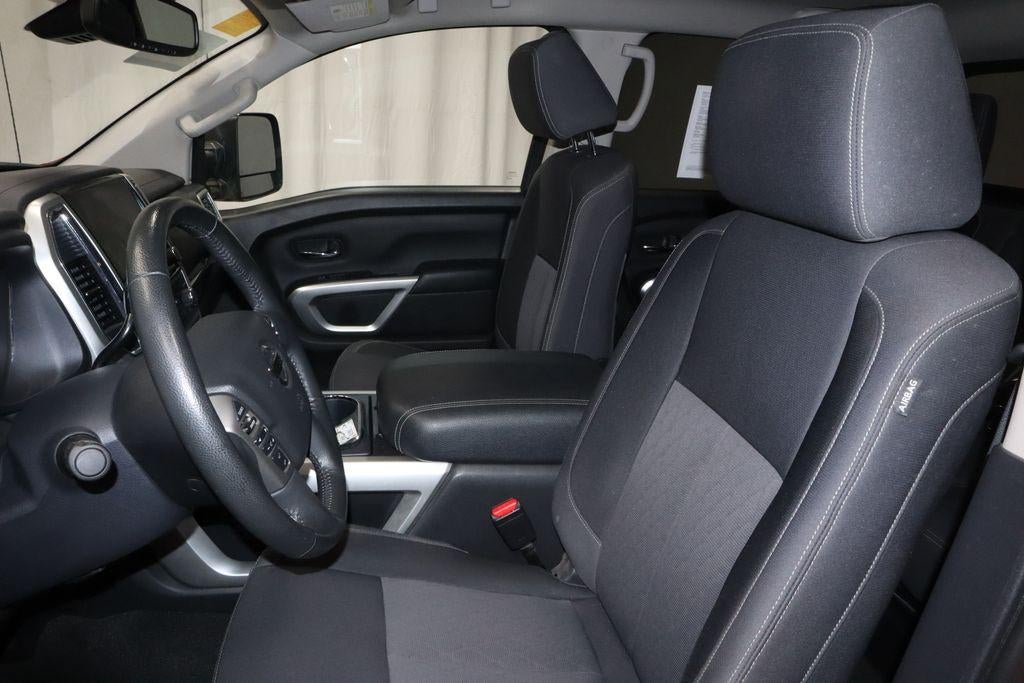 2021 Nissan Titan SV
