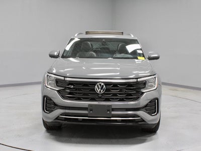 2024 Volkswagen Atlas Cross Sport 2.0T SEL Premium R-Line