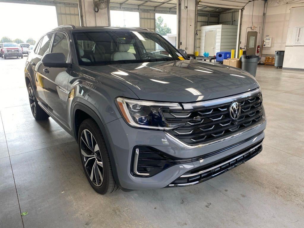 2024 Volkswagen Atlas Cross Sport 2.0T SEL Premium R-Line