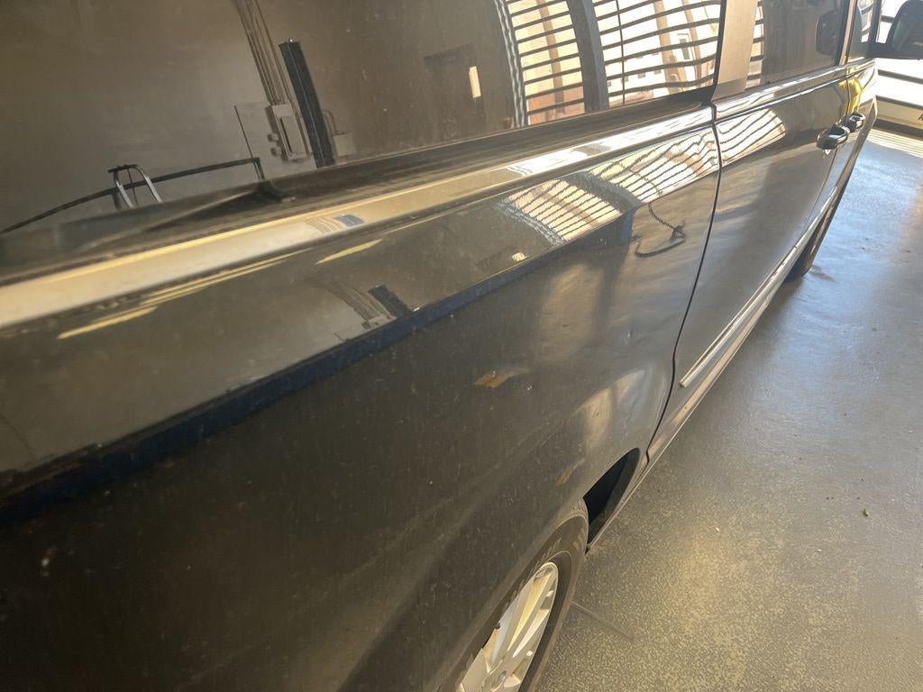 2015 Chrysler Town & Country Touring