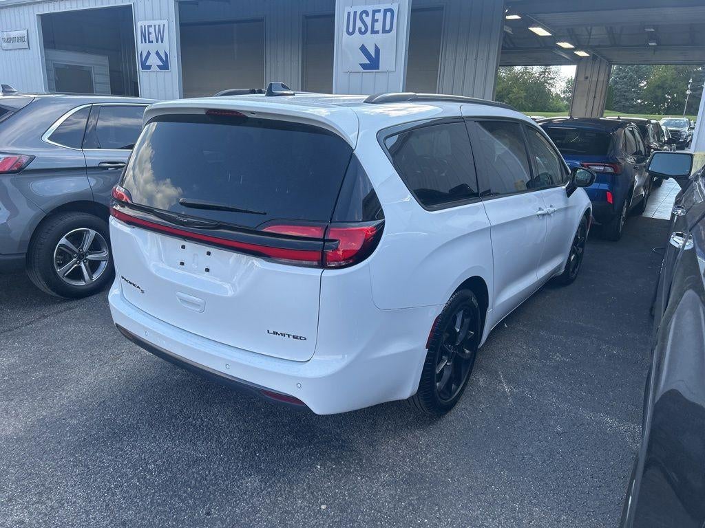 2025 Chrysler Pacifica Limited