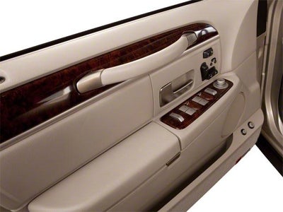 2011 Lincoln Town Car Signature